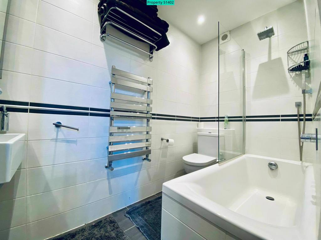 Ensuite Bathroom