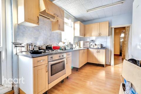 16 Fairholme Road, Croydon, CR0 3PD