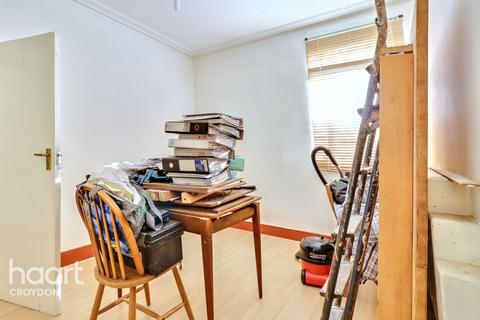 16 Fairholme Road, Croydon, CR0 3PD
