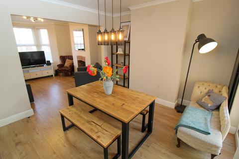 43 Cecil Road, Northampton, NN2 6PG