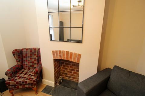 43 Cecil Road, Northampton, NN2 6PG