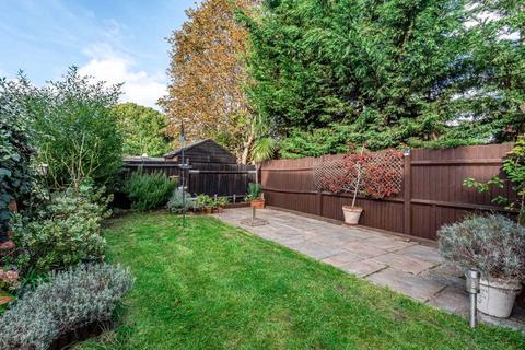29 Colyer Close, London, SE9 3QG