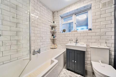 29 Colyer Close, London, SE9 3QG