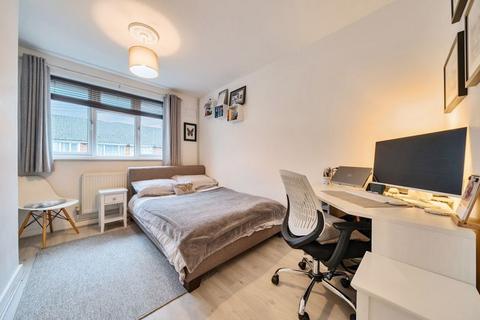 29 Colyer Close, London, SE9 3QG