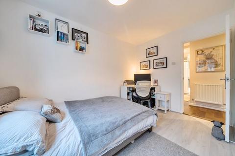 29 Colyer Close, London, SE9 3QG