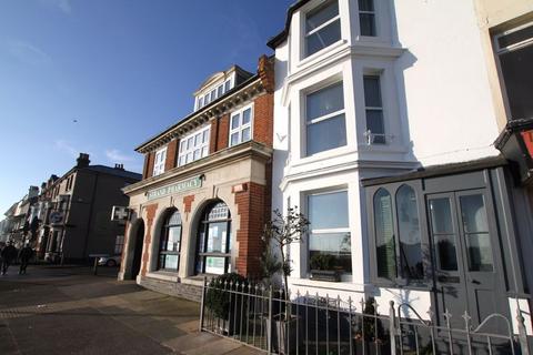 2 bedroom terraced house for sale, Walmer Seafront