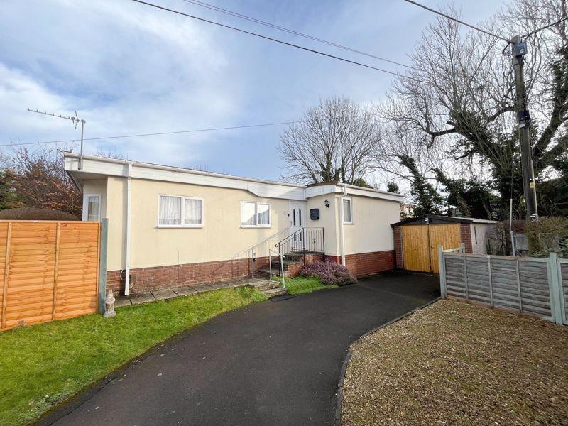 8 Woodcock Park