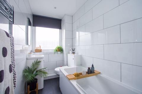 Flat 11, Rowan House Bridge Street, Penarth, CF64 2LH