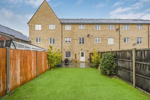 4 bedroom terraced house for sale, Sandringham Drive, Bexley Park