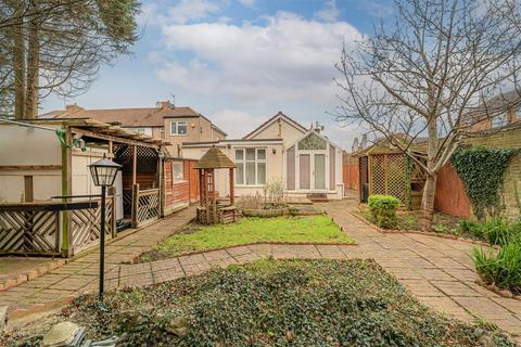 13 Arnold Avenue East, Enfield, EN3 6JB