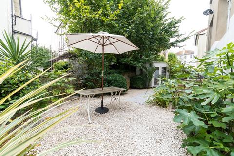 1 bedroom flat for sale, Albert Road, Brighton, East Sussex, BN1