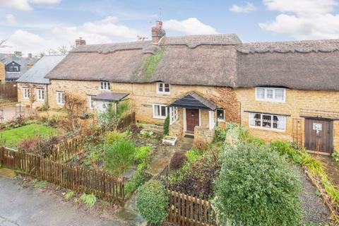 2 bedroom cottage for sale, Church Lane, Cropredy - No onward chain