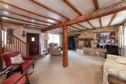 2 bedroom cottage for sale, Church Lane, Cropredy - No onward chain