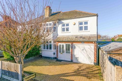 4 bedroom semi-detached house for sale, Stuart Avenue, Walton-On-Thames