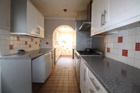 37 Broughton Avenue, Luton, LU3 2AR