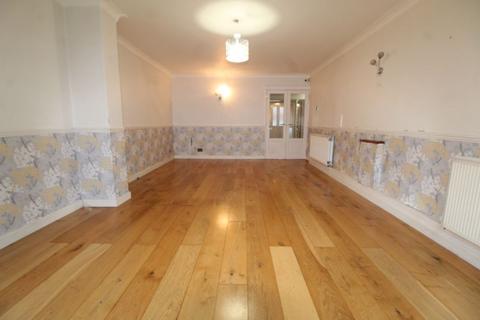 37 Broughton Avenue, Luton, LU3 2AR