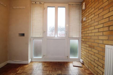 37 Broughton Avenue, Luton, LU3 2AR