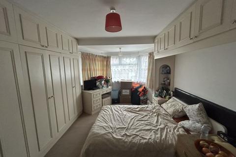 3 bedroom semi-detached house for sale, Vancouver Road, Edgware