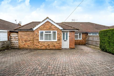 32 Wolverton Gardens, Horley, RH6 7LX