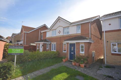 3 bedroom semi-detached house to rent, Osborne Heights, East Cowes