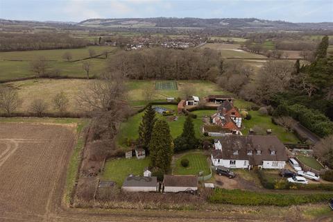 3 bedroom semi-detached house for sale, Middle Street, Betchworth