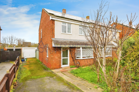 3 bedroom semi-detached house to rent, Bicester OX26