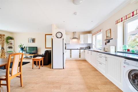 9a Danmore Close, Tintagel, PL34 0BX