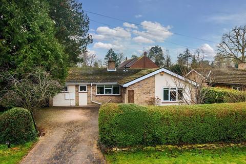 3 bedroom detached bungalow for sale, Church End, Bedford MK40