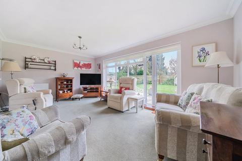 3 bedroom detached bungalow for sale, Church End, Bedford MK40