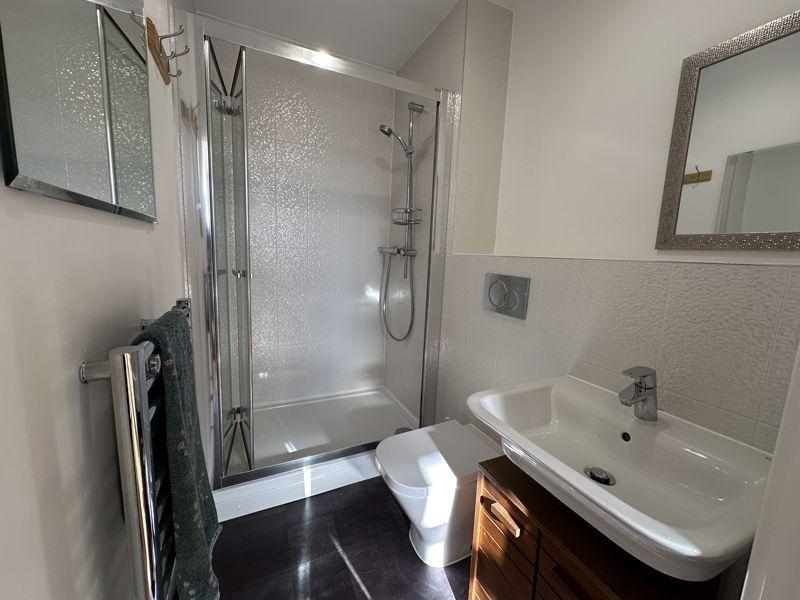 En suite shower room