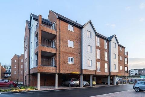 undefined, Harp Avenue, Hampshire GU34