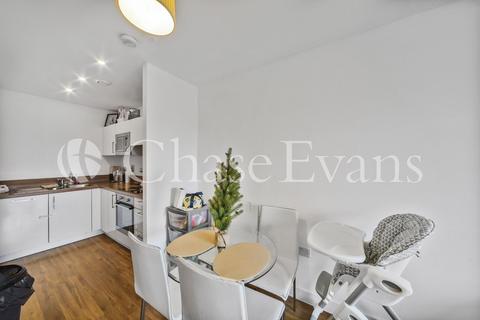 1 bedroom flat for sale, Waterside Park, Booth Road, Royal Docks, London, E16