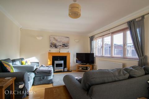 4 bedroom detached house to rent, Nicholls Close, Bedford MK45