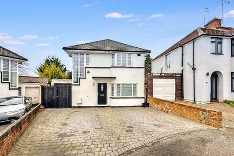 3 bedroom detached house for sale, Cranleigh Gardens, New Bedford Road Area, Luton, Bedfordshire, LU3 1LS