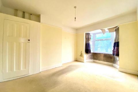 48 Blenheim Crescent, Luton, LU3 1HB