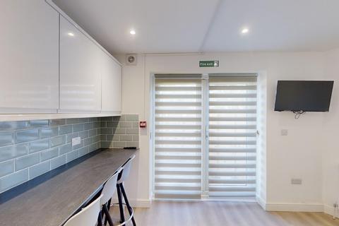 6 bedroom house share to rent, Paget Street, Gillingham