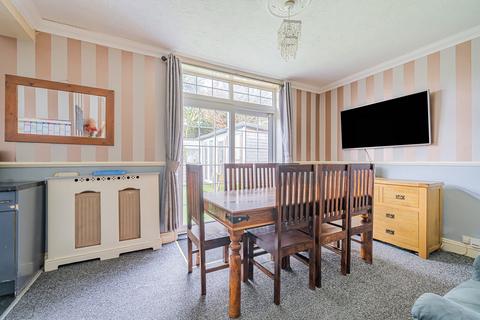 4 bedroom bungalow for sale, Ravenswood Avenue, Rochester, Kent