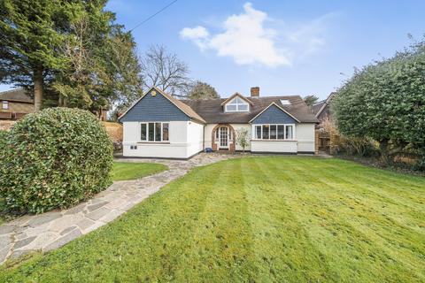 Jonmari Cotswold Close, Staines-upon-thames, TW18 2DD