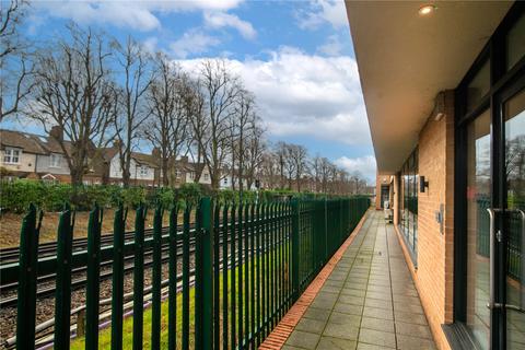 3 bedroom maisonette for sale, Sandycombe Road, Richmond, TW9