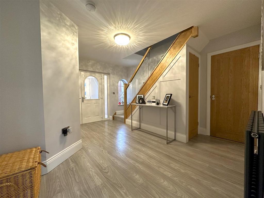 Inviting Reception Hall 865