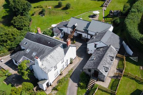 5 bedroom detached house for sale, Littleham, Bideford