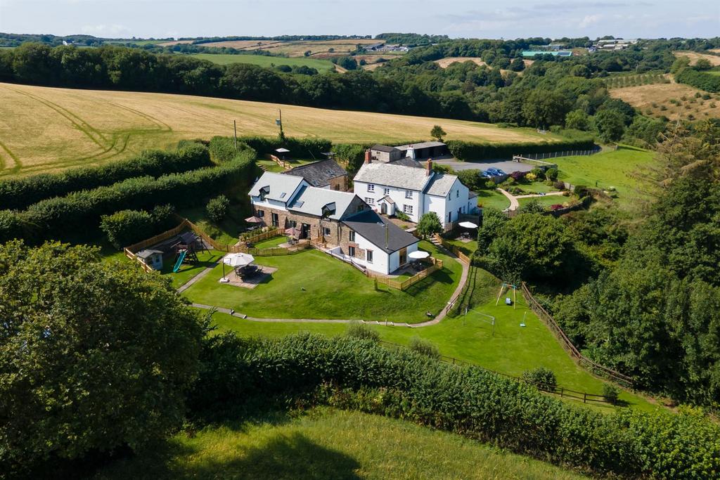 Robin Hill Farm