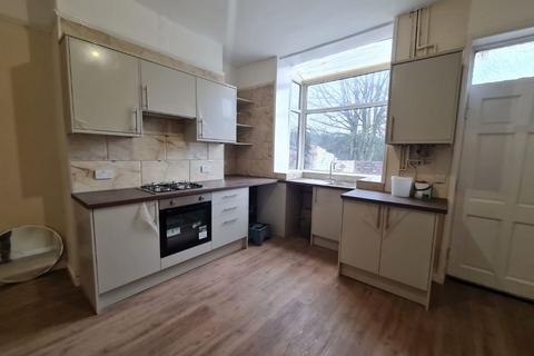 2 bedroom terraced house to rent, Sheepfoot Lane, Oldham