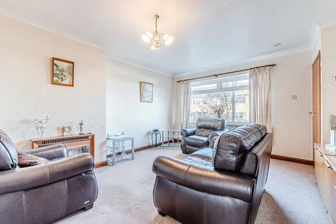 3 bedroom terraced house for sale, Haigh Gardens, Rothwell, Leeds, West Yorkshire