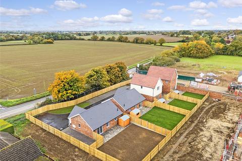 2 bedroom bungalow for sale, Foxglove Place, Watch House Green, Felsted, Dunmow, CM6