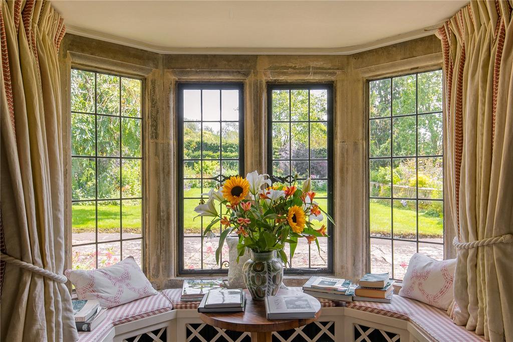 Drawing Room Vista