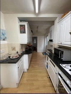 1 bedroom in a house share to rent, North Hyde lane, Heston, Hounslow, TW5