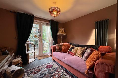 2 bedroom semi-detached house for sale, Newton Hall Drive, Cheshire CH2