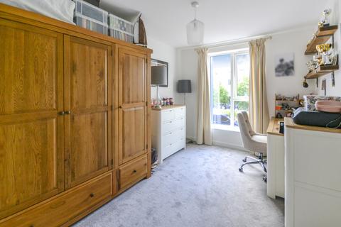18 Barnfield Way, Newhall, Harlow, CM17 9TN