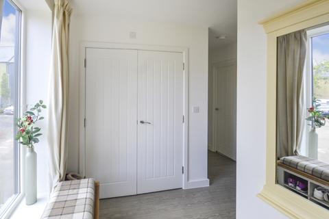 18 Barnfield Way, Newhall, Harlow, CM17 9TN